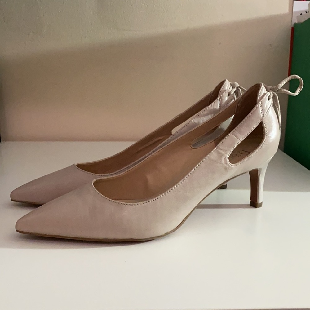 Nude Heel - Picture 2 of 3